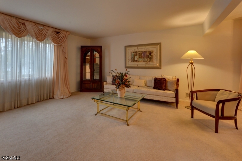 Clifton City, NJ 07013,184 Abbe Ln