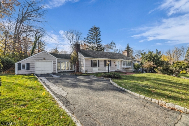 Little Falls Twp., NJ 07424,90 Jacobus Ave