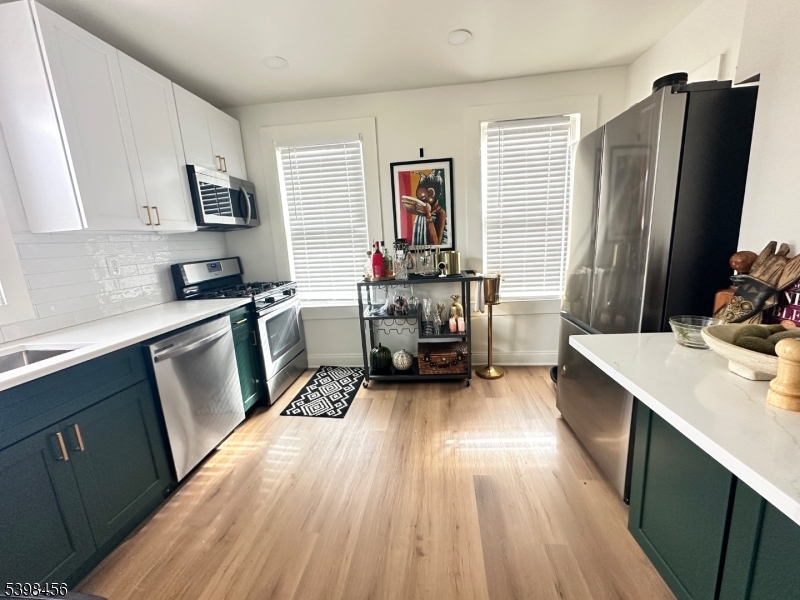 Bloomfield Twp., NJ 07003,80 BELLEVILLE AVE