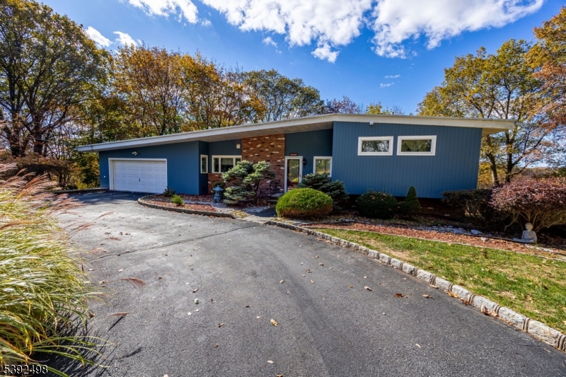 Bloomingdale Boro, NJ 07403,23A Highland Ave