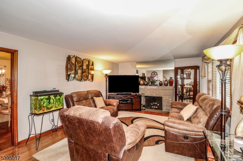 Rahway City, NJ 07065,331 W Inman Ave