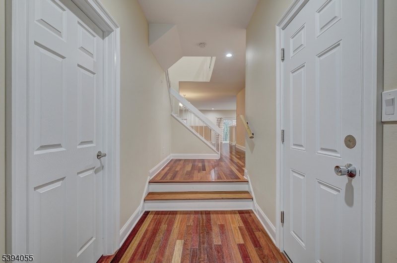 Madison Boro, NJ 07940,153 Leeds Ct