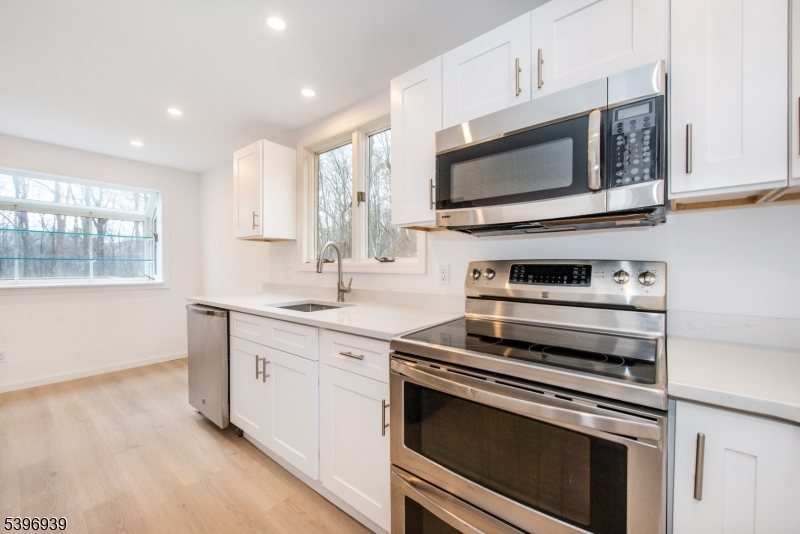 Jefferson Twp., NJ 07849,6 Lorac Ln