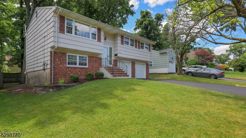 Scotch Plains Twp., NJ 07076,2094 Princeton Ave