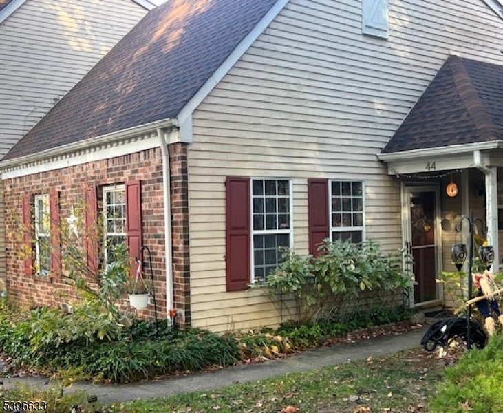 East Brunswick Twp., NJ 08816,44 Van Pelt Ct