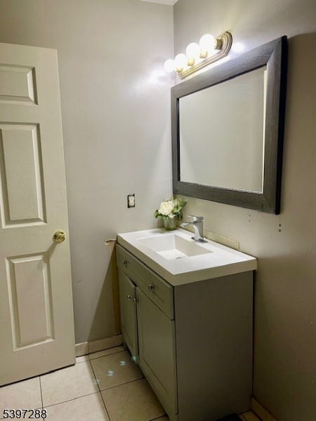 Irvington Twp., NJ 07111,539 Union Ave #11