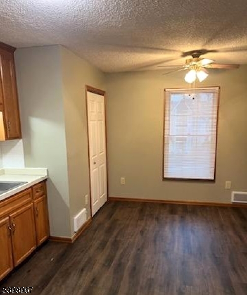 Hamburg Boro, NJ 07419,26 Amherst Ct