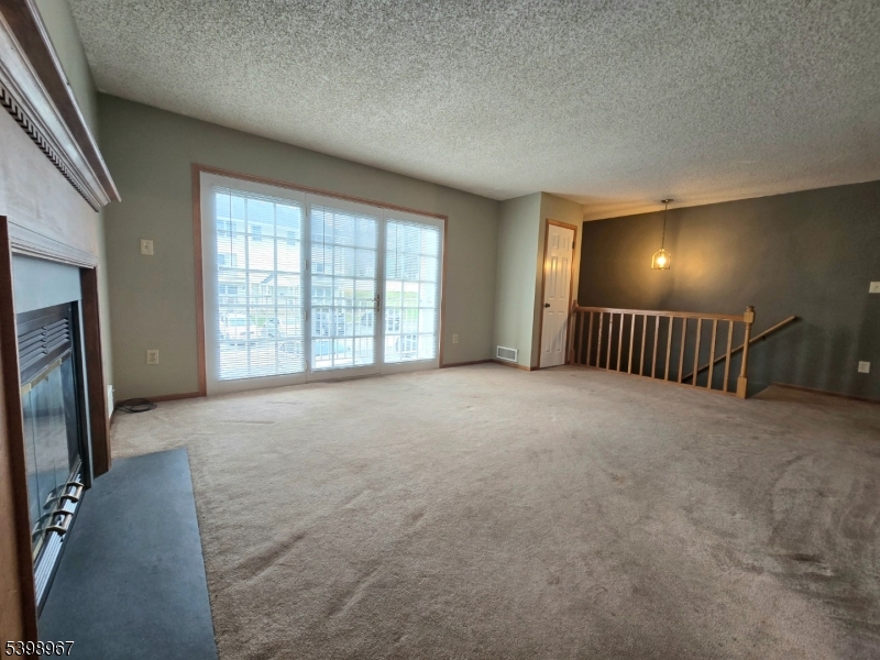 Hamburg Boro, NJ 07419,26 Amherst Ct