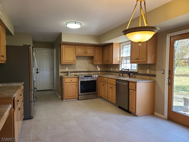 Bridgewater Twp., NJ 08807,332 Rolling Knolls Way