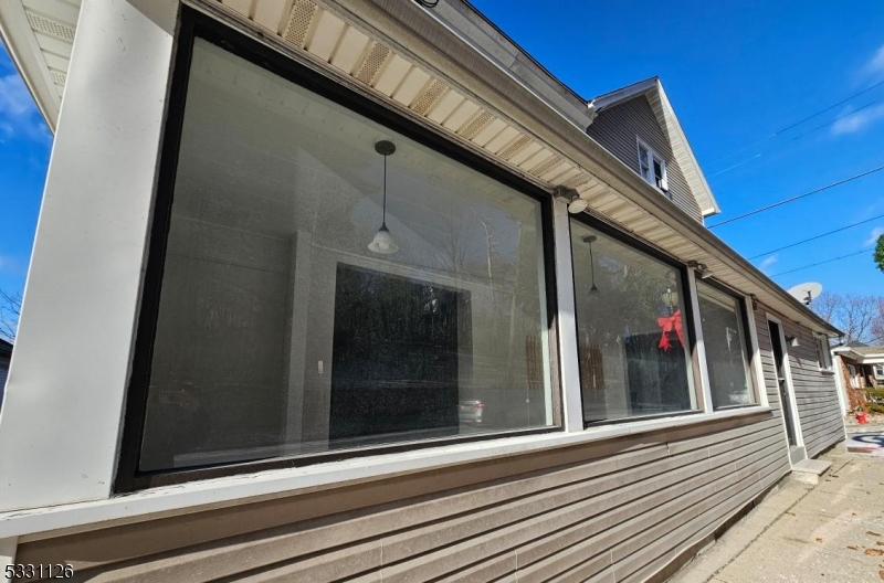 Mount Arlington Boro, NJ 07856,409 Howard Blvd