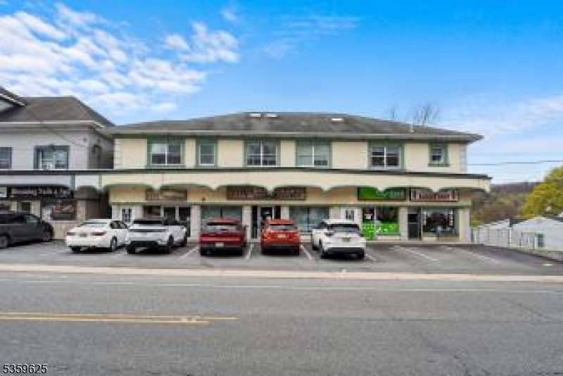 North Haledon Boro, NJ 07508,581 High Mountain Rd