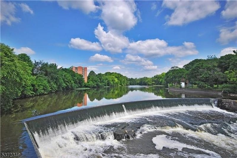 300 Main St #901, Little Falls Twp., NJ 07424