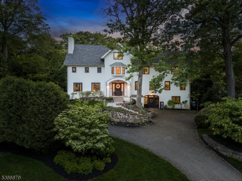 Summit City, NJ 07901,60 Fernwood Rd