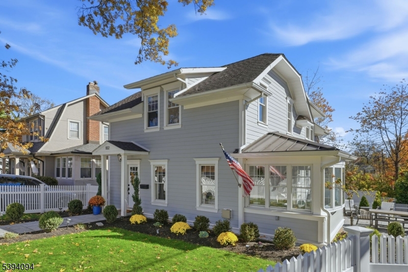 Chatham Boro, NJ 07928,102 Center Ave