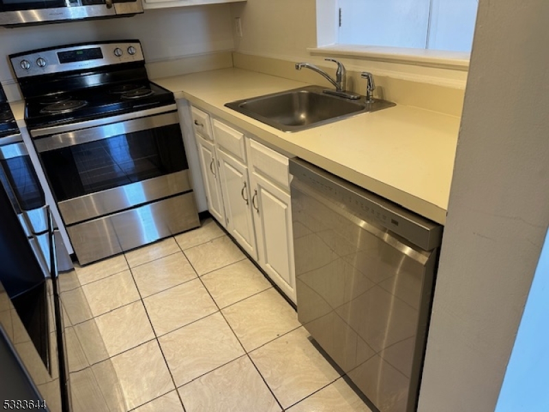 Bedminster Twp., NJ 07921,6 Ray Court