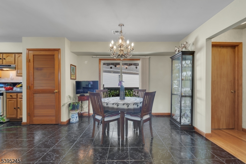 Newark City, NJ 07105,4 Saint Francis St