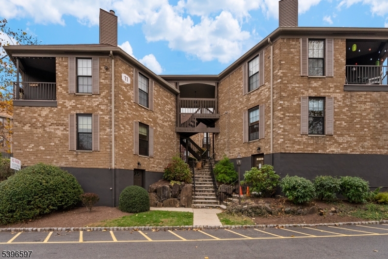 181 Long Hill #11-6, Little Falls Twp., NJ 07424