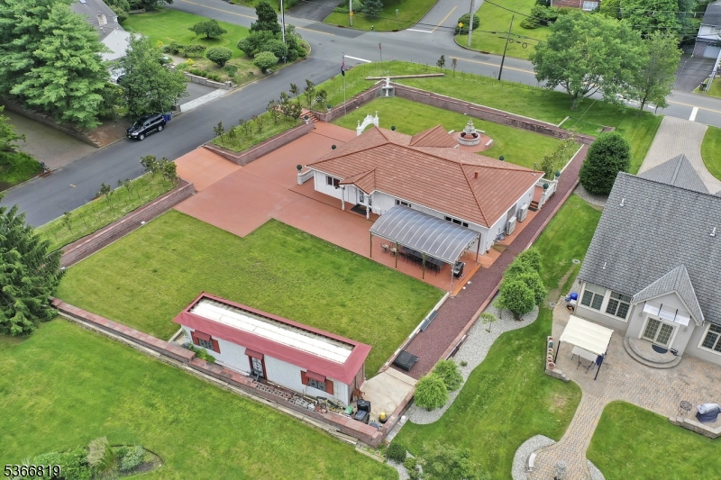 Little Falls Twp., NJ 07424,85 Francisco Ave