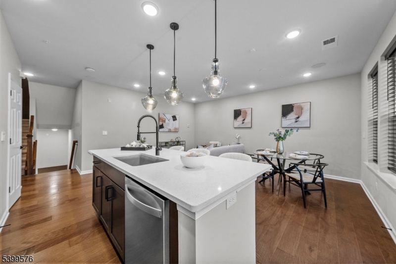 Union Twp., NJ 07083,4 Sadie Cir #4204