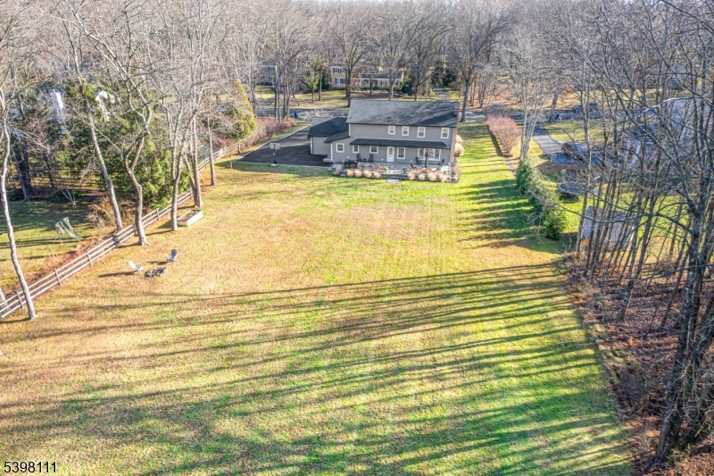 Mendham Boro, NJ 07945,18 Dean Rd