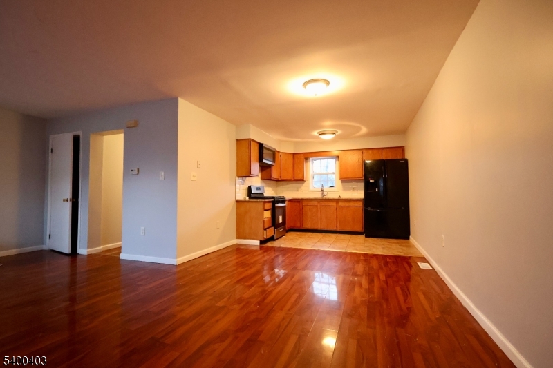 Newark City, NJ 07107,124 Dickerson St