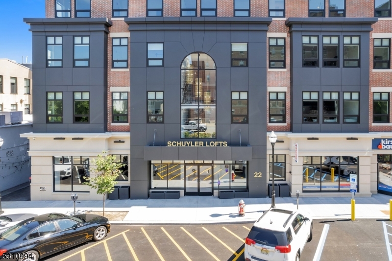 Morristown Town, NJ 07960,22 Schuyler Pl #405