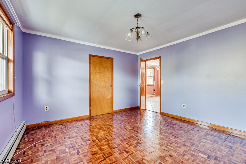 Irvington Twp., NJ 07111,5 Norwood Ave