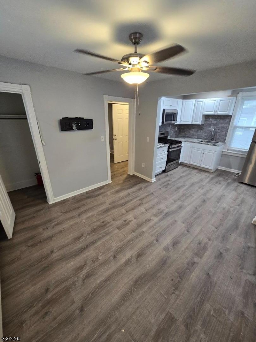 Bound Brook Boro, NJ 08805,112 East St