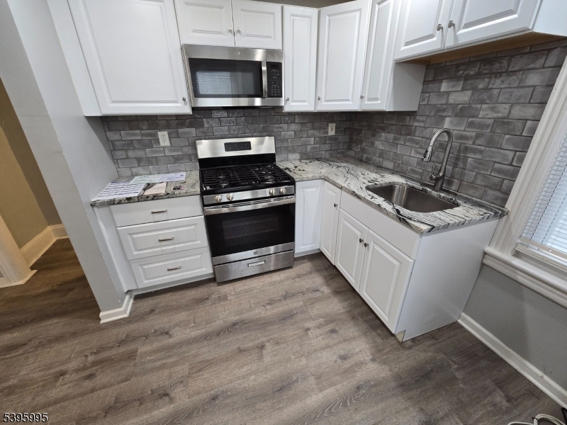 Bound Brook Boro, NJ 08805,112 East St