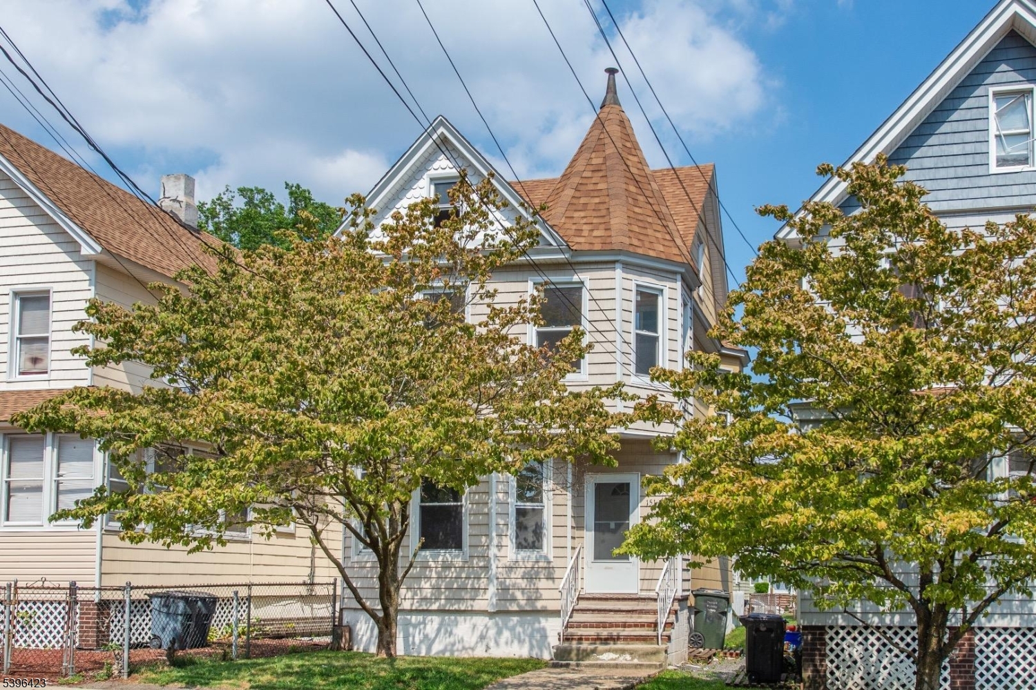 Kearny Town, NJ 07032,151 Laurel Ave