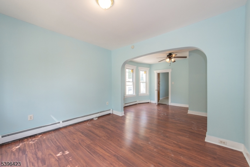 Kearny Town, NJ 07032,151 Laurel Ave