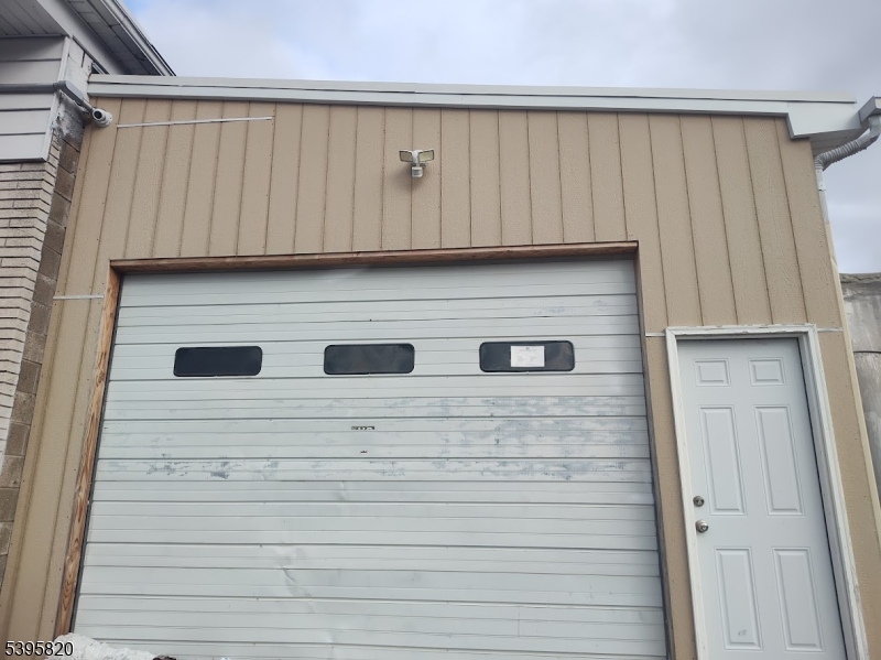 812 S Main St, Phillipsburg Town, NJ 08865