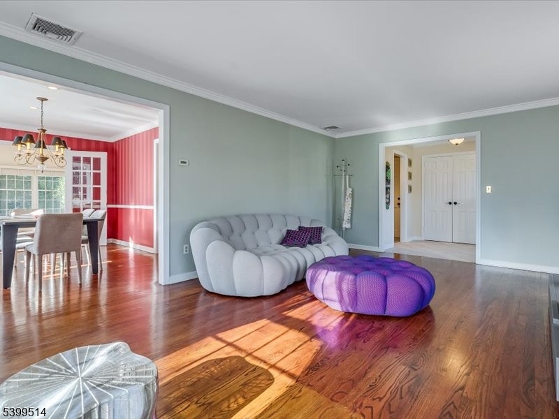 Morris Plains Boro, NJ 07950,1 Cleveland Ave