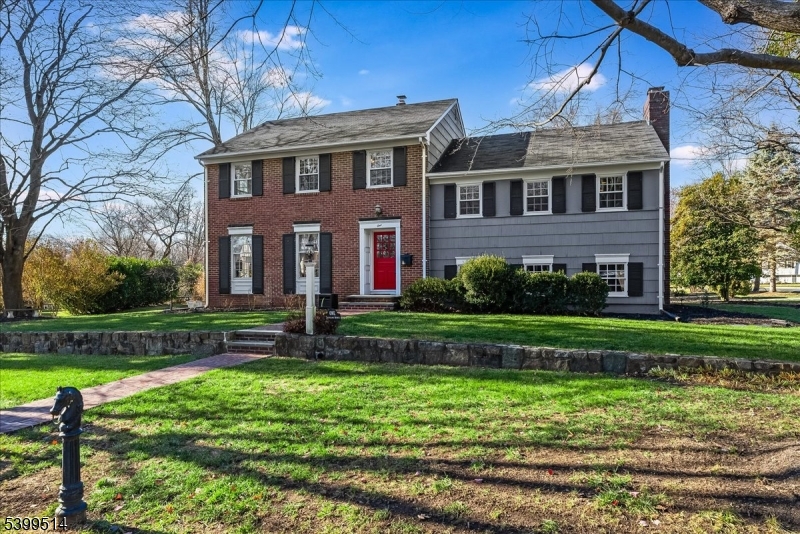 Morris Plains Boro, NJ 07950,1 Cleveland Ave