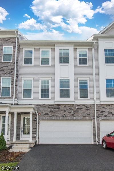 East Hanover Twp., NJ 07936,7 Dorchester Ln