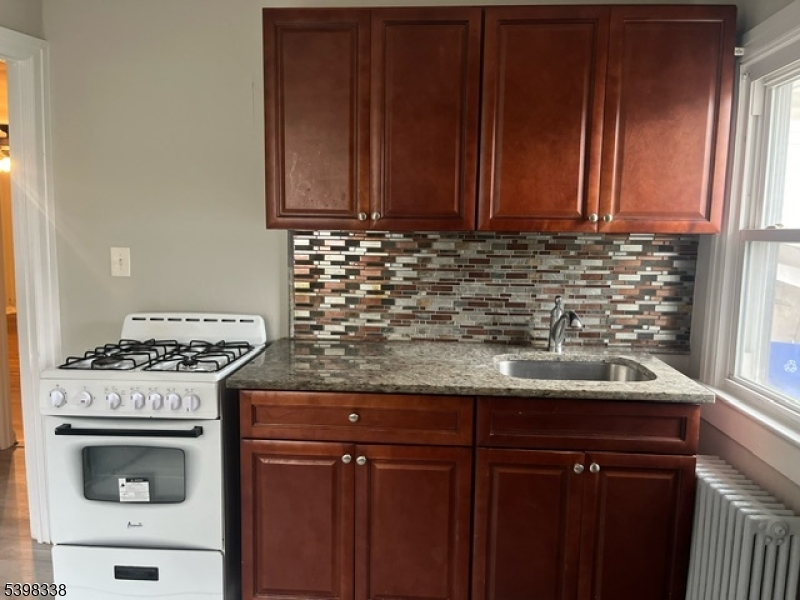 Rockaway Twp., NJ 07885,672 Mount Hope Ave #8