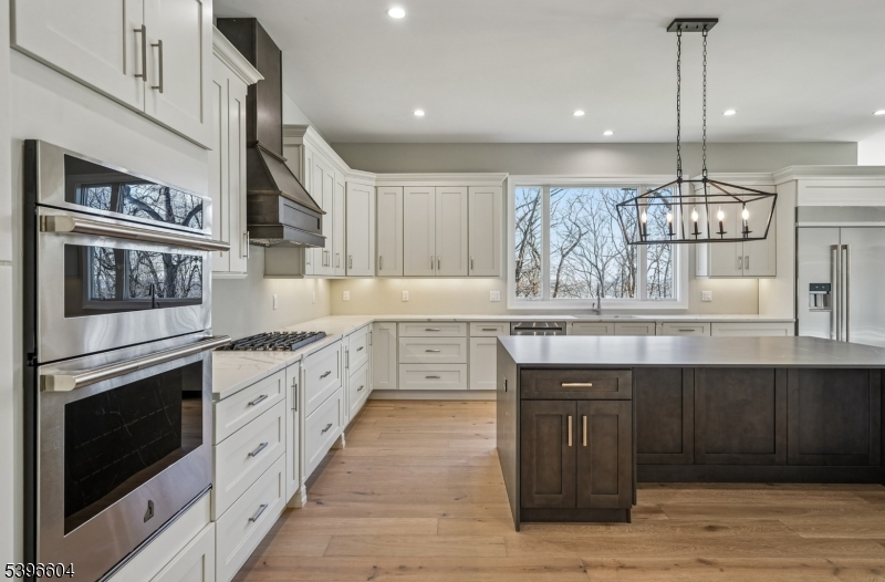 Boonton Twp., NJ 07005,2 Bristol Ridge Rd