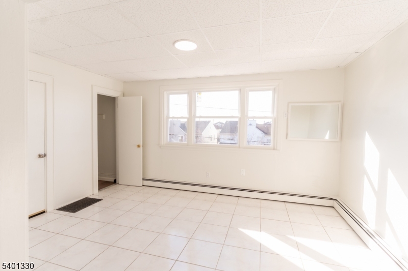 Elizabeth City, NJ 07206,123 Clark Pl