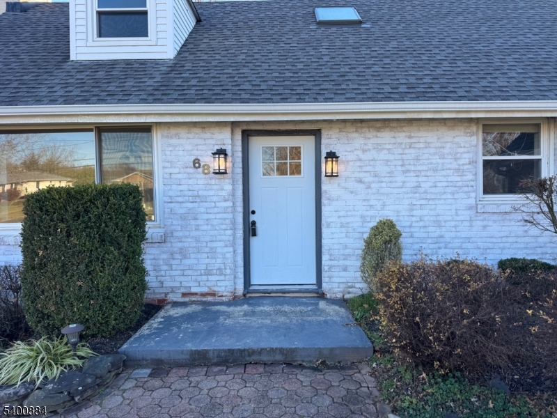 68 Valley Rd, Hillsborough Twp., NJ 08844