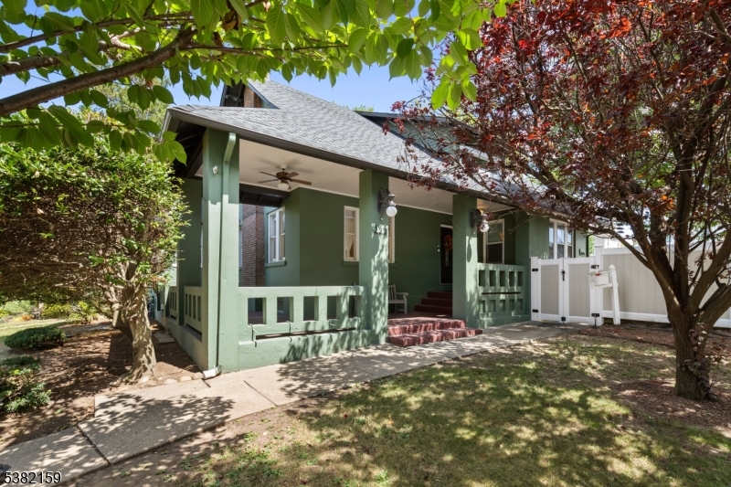 335 Orchard Ter,  Bogota Boro,  NJ 07603