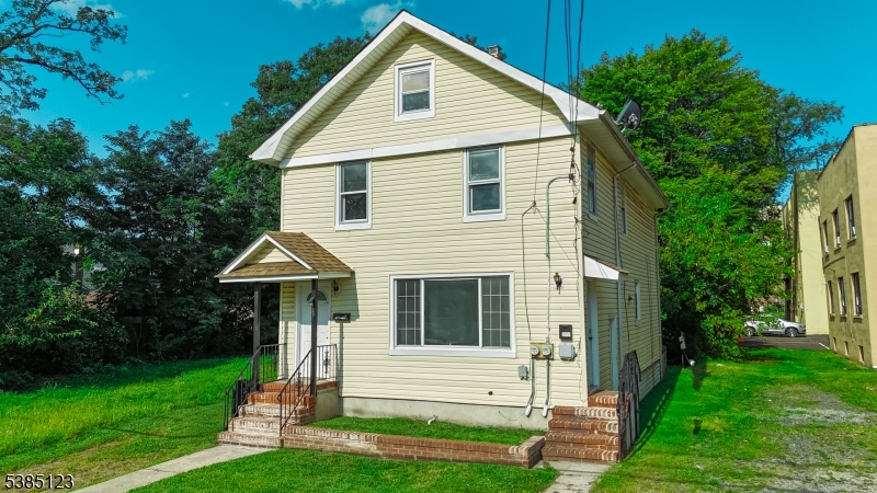 13 Melbourne Ct, Woodbridge Twp., NJ 07095