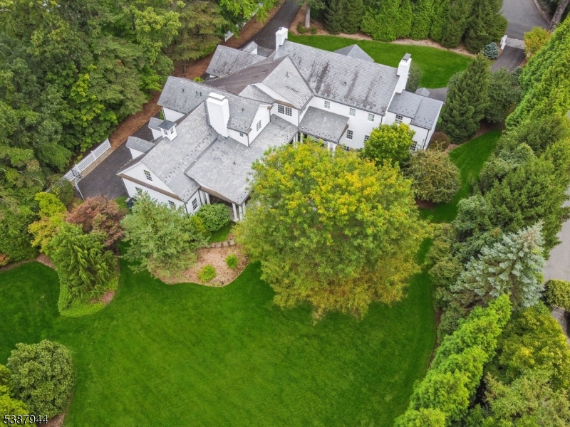 61 TAYLOR ROAD, Millburn Twp., NJ 07078