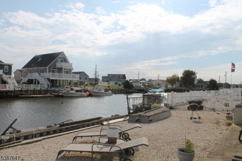 Little Egg Harbor Twp., NJ 08087,116 E Dory Dr