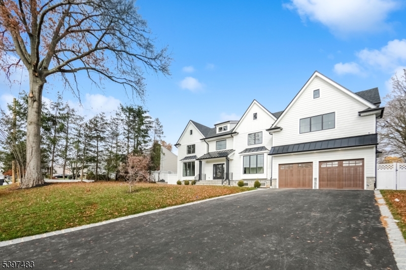 East Hanover Twp., NJ 07936,48 Grant Ave