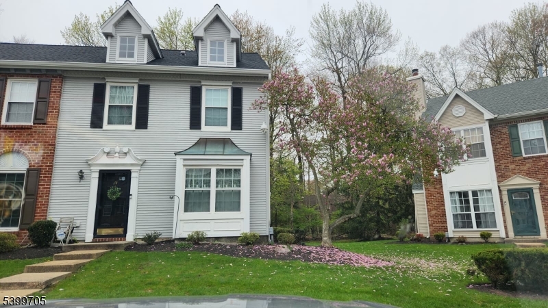 24 Albury Way, North Brunswick Twp., NJ 08902