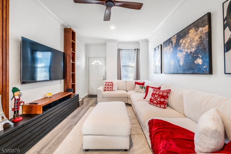 Nutley Twp., NJ 07110,127 Stratford Dr