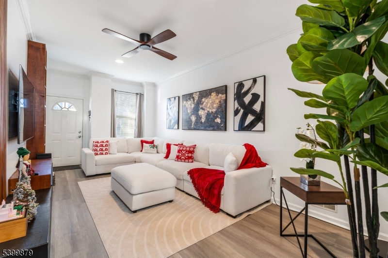 Nutley Twp., NJ 07110,127 Stratford Dr