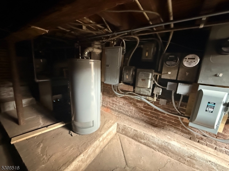 Elizabeth City, NJ 07201,1131 1133 Elizabeth Av