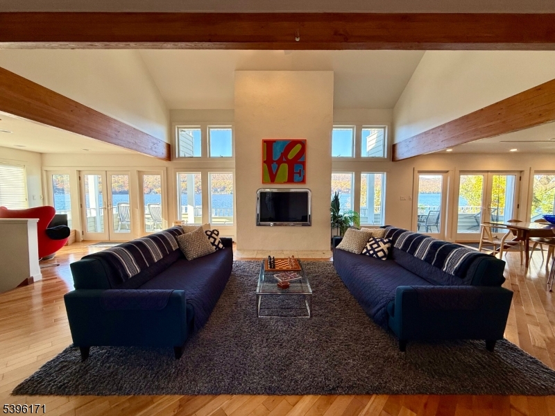 West Milford Twp., NJ 07421,73 Forest Lake Dr