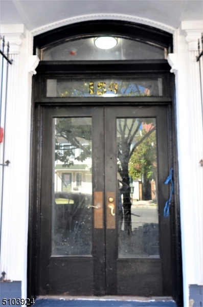 Phillipsburg Town, NJ 08865,154 S Main St